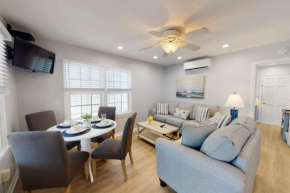 8 - Island Paradise Cottages - Tropic Sun